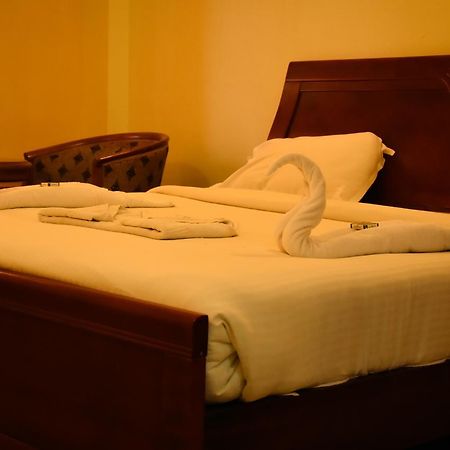 Ulo Hill Breeze Hotell Yelagiri Exteriör bild
