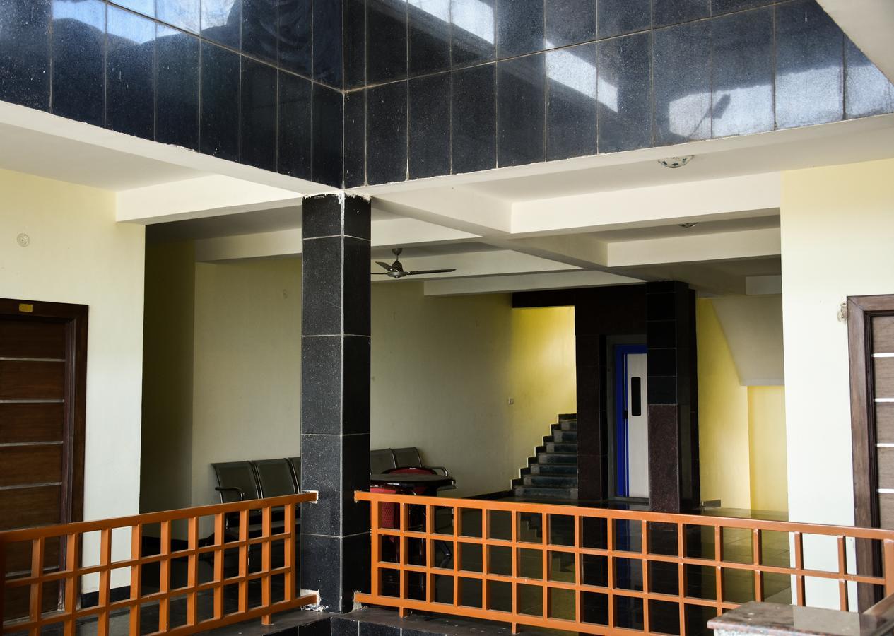 Ulo Hill Breeze Hotell Yelagiri Exteriör bild
