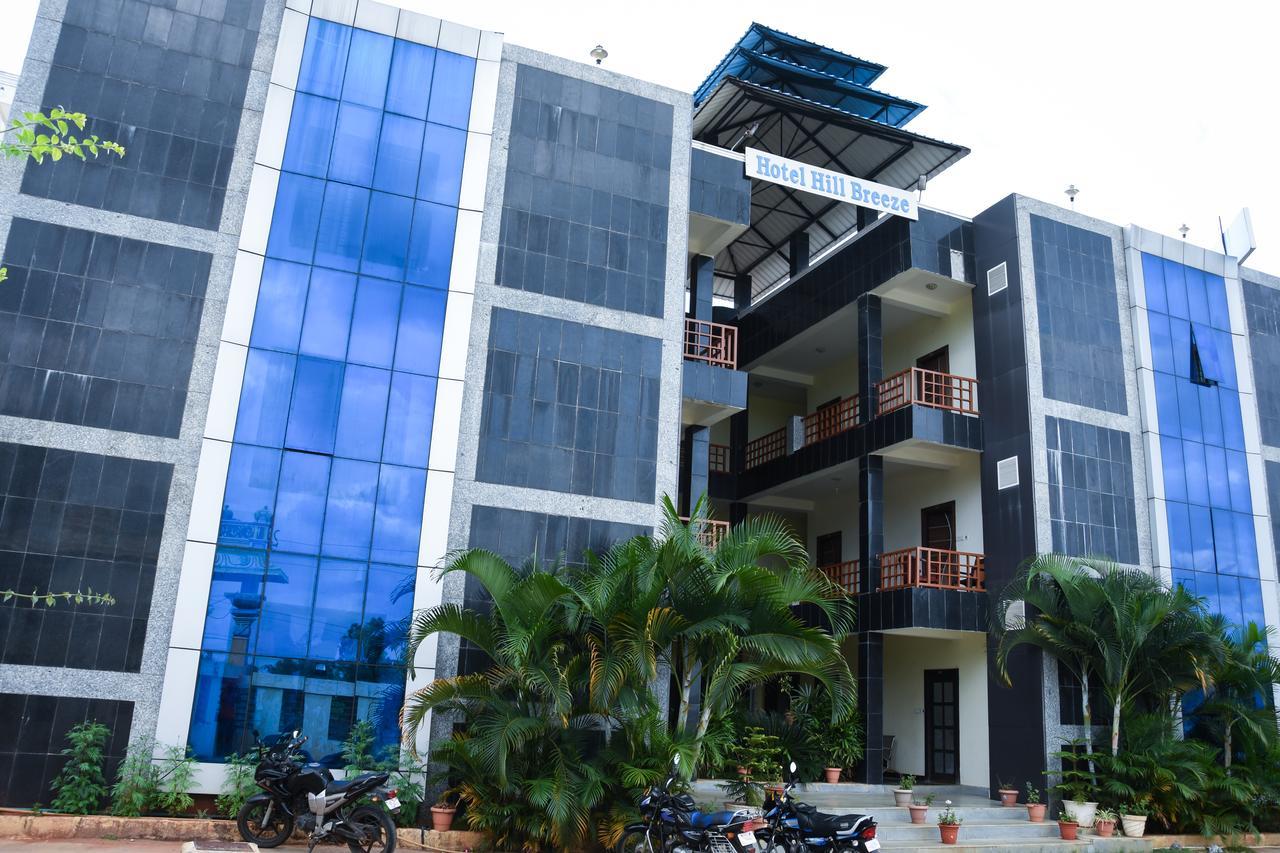 Ulo Hill Breeze Hotell Yelagiri Exteriör bild